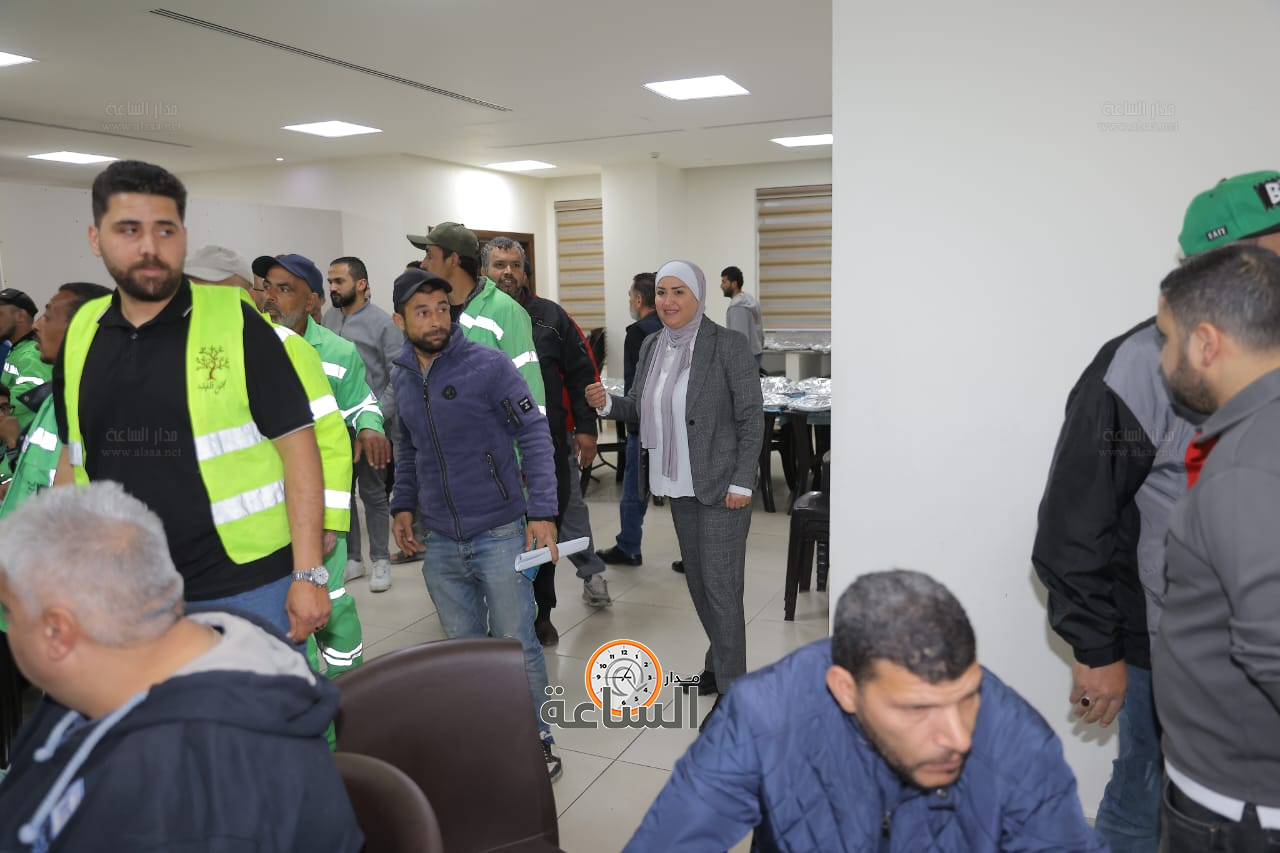 Madar Al-Saa Images 0.5701143242673845