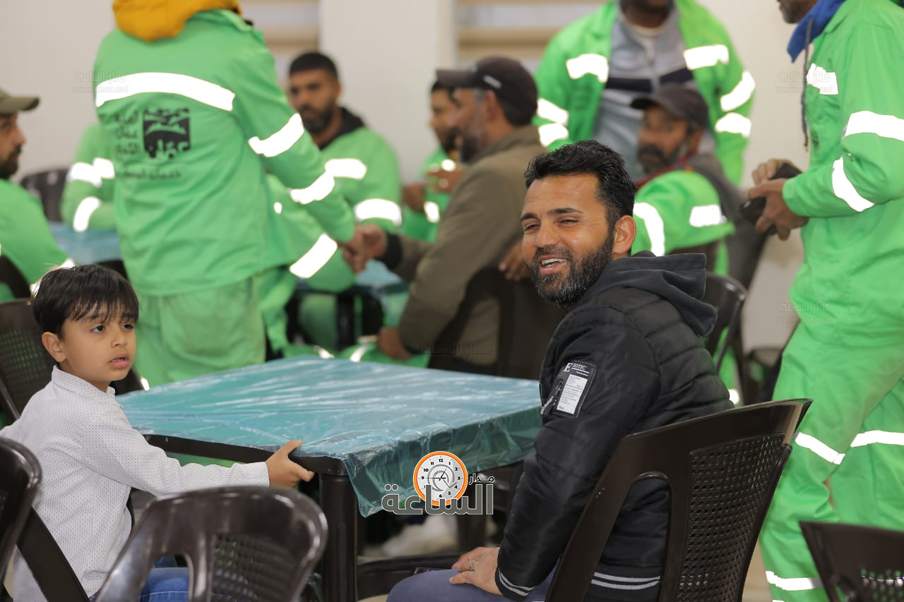 Madar Al-Saa Images 0.675301608154437