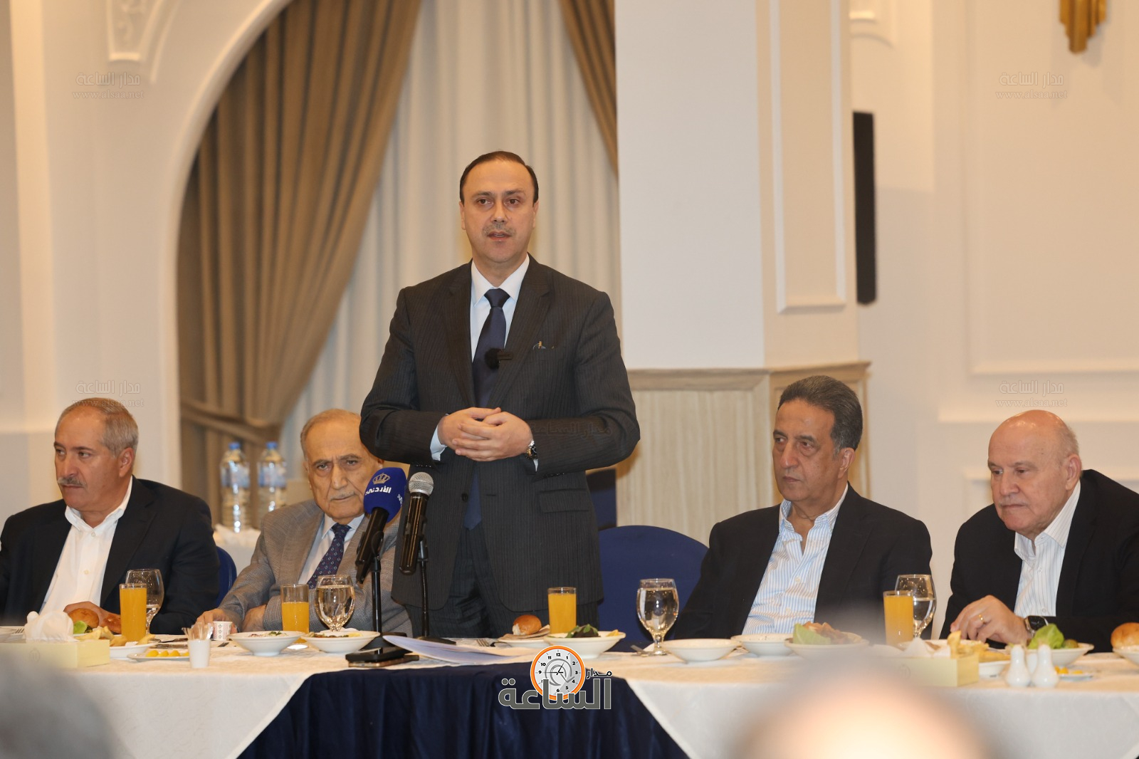 Madar Al-Saa Images 0.12495598042051048