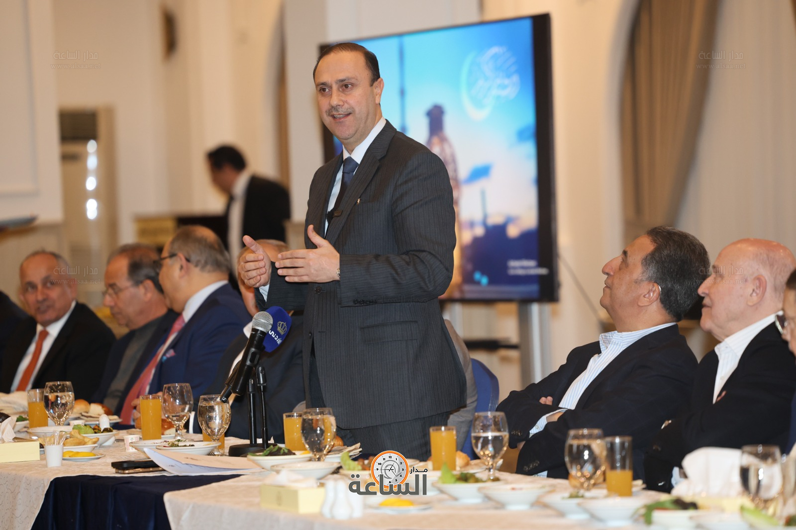 Madar Al-Saa Images 0.0006411298468809168