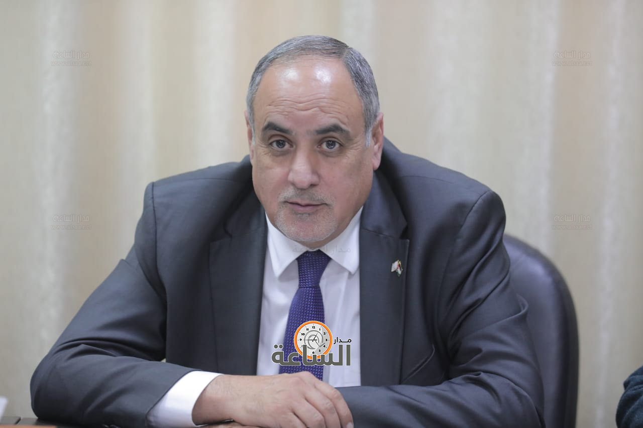 Madar Al-Saa Images 0.620563590951672