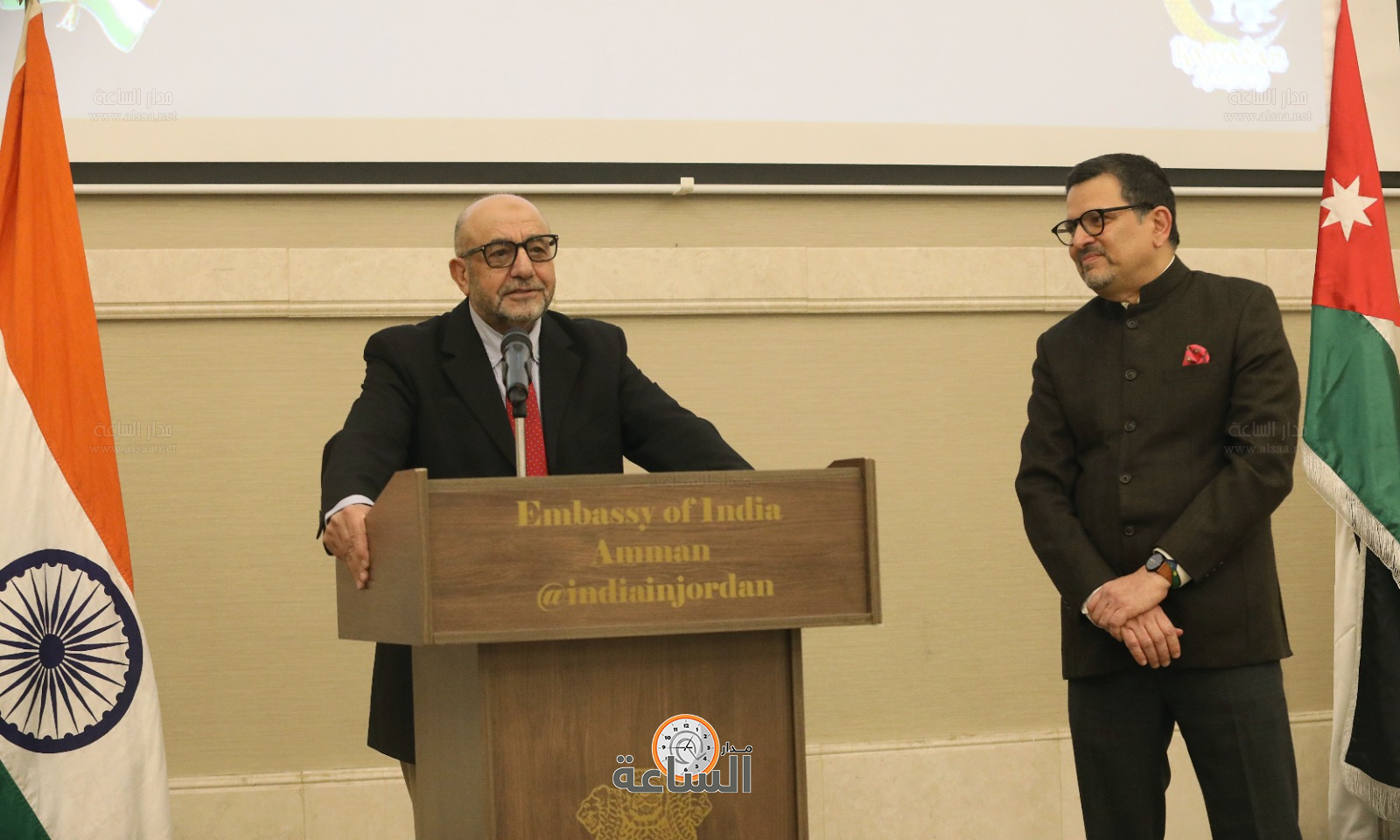 Madar Al-Saa Images 0.11358284212799141