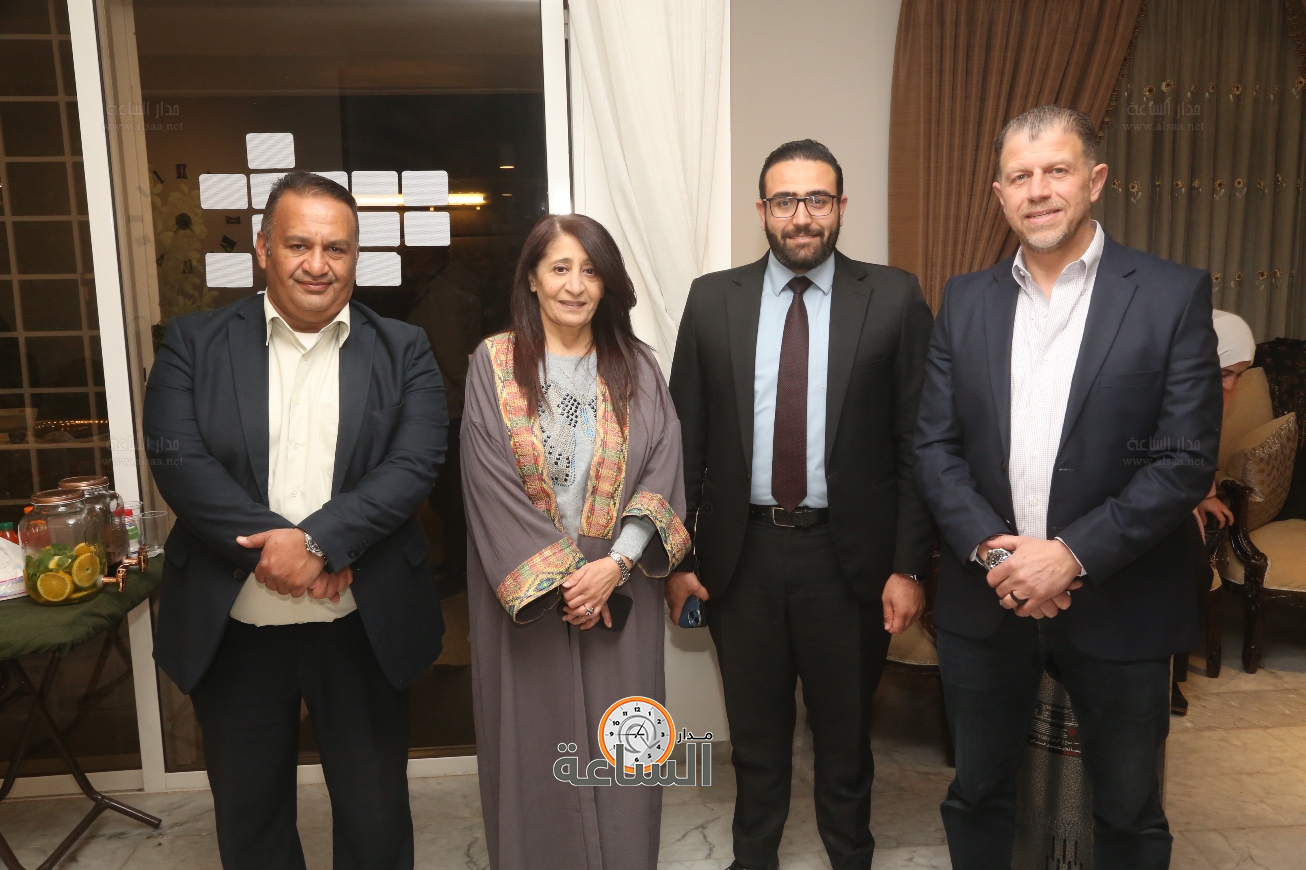 Madar Al-Saa Images 0.14087039971760973