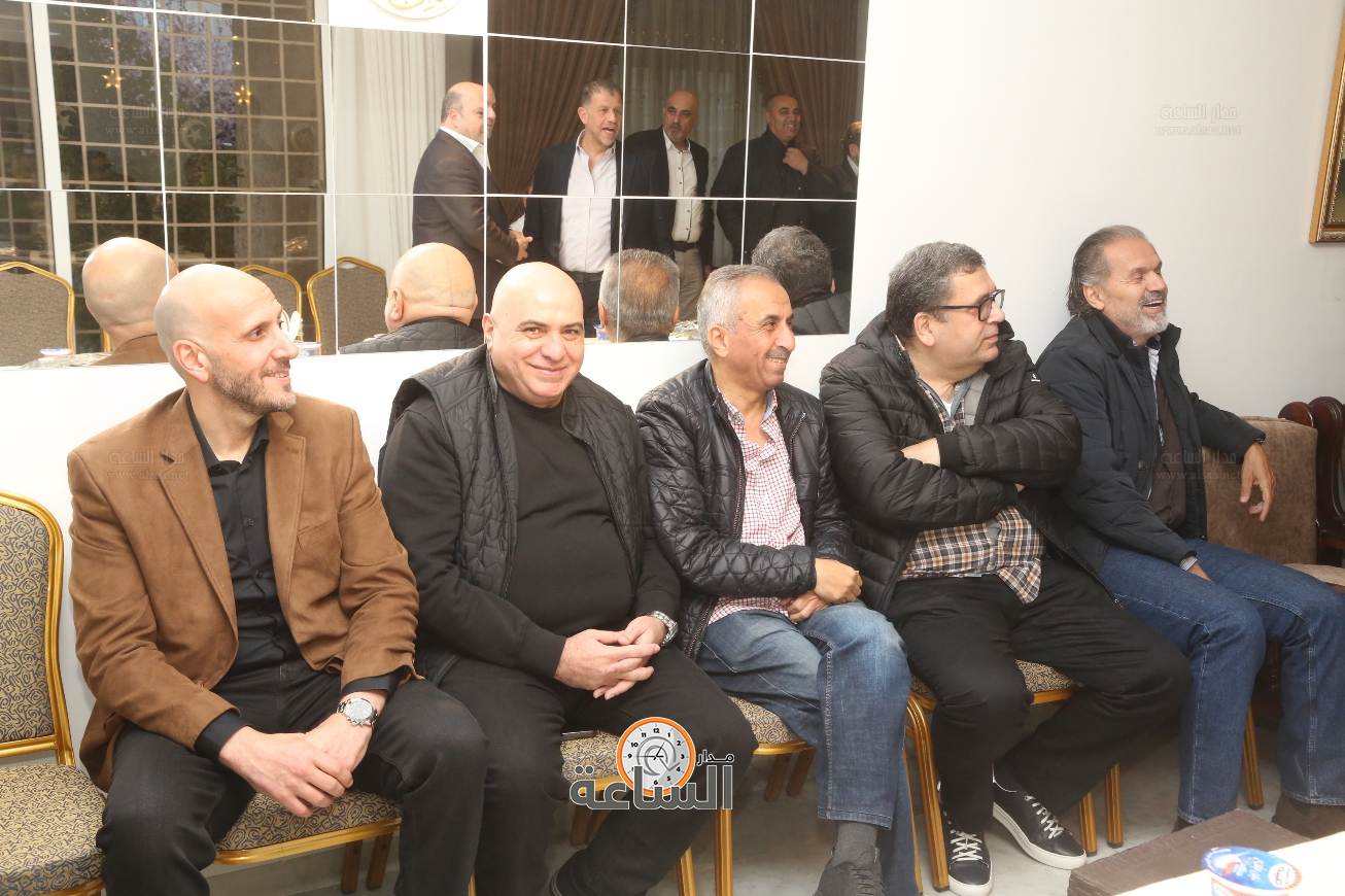 Madar Al-Saa Images 0.18753080909696362