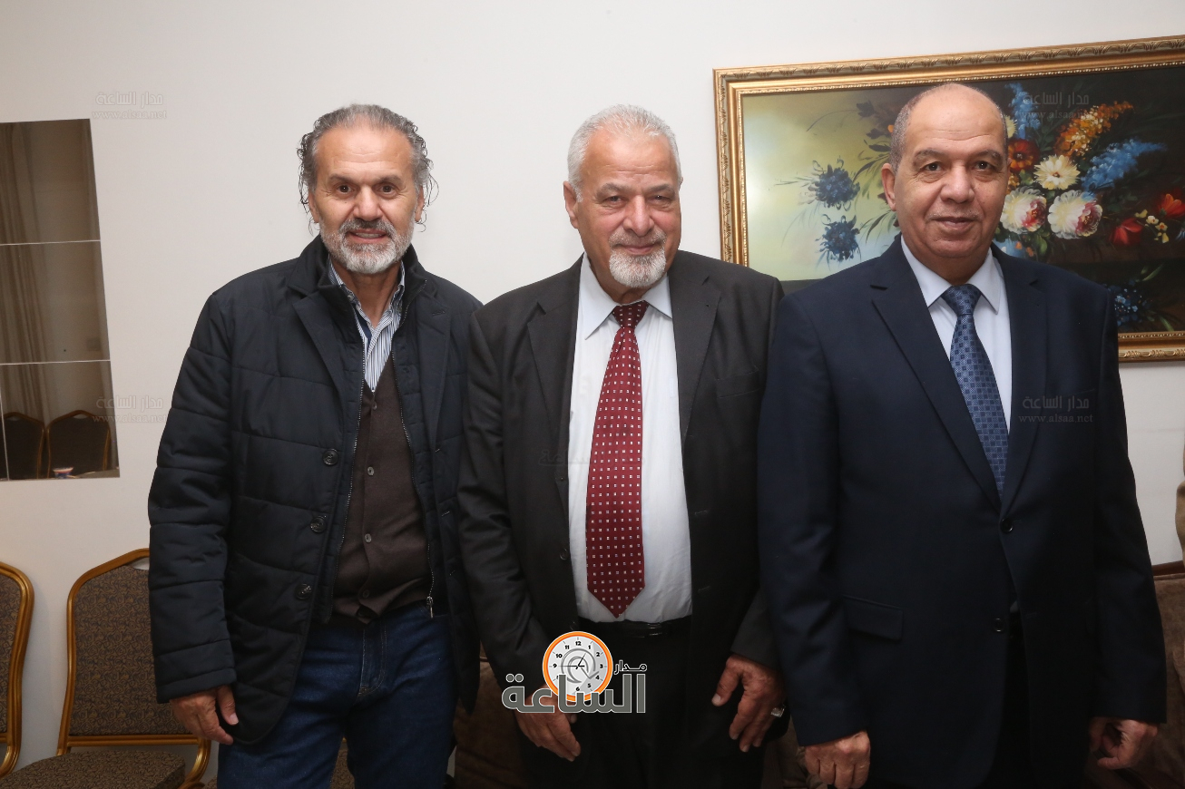 Madar Al-Saa Images 0.9554882984874895