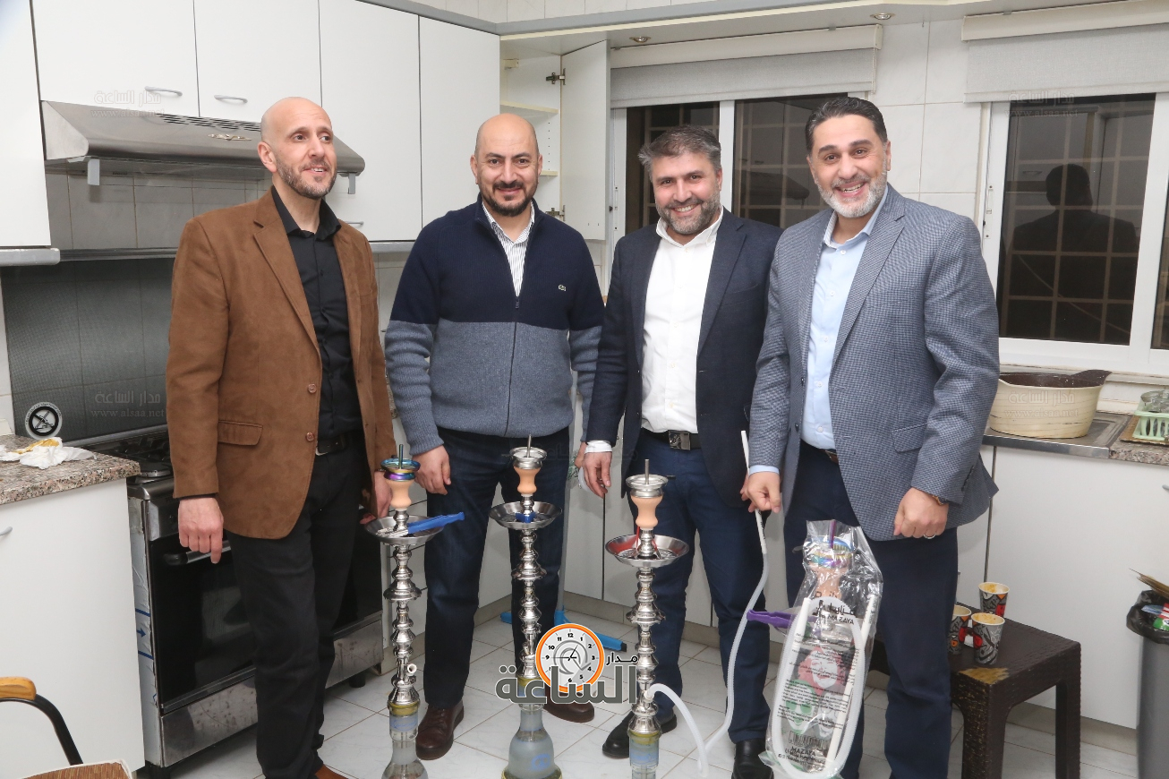 Madar Al-Saa Images 0.9908445267904524