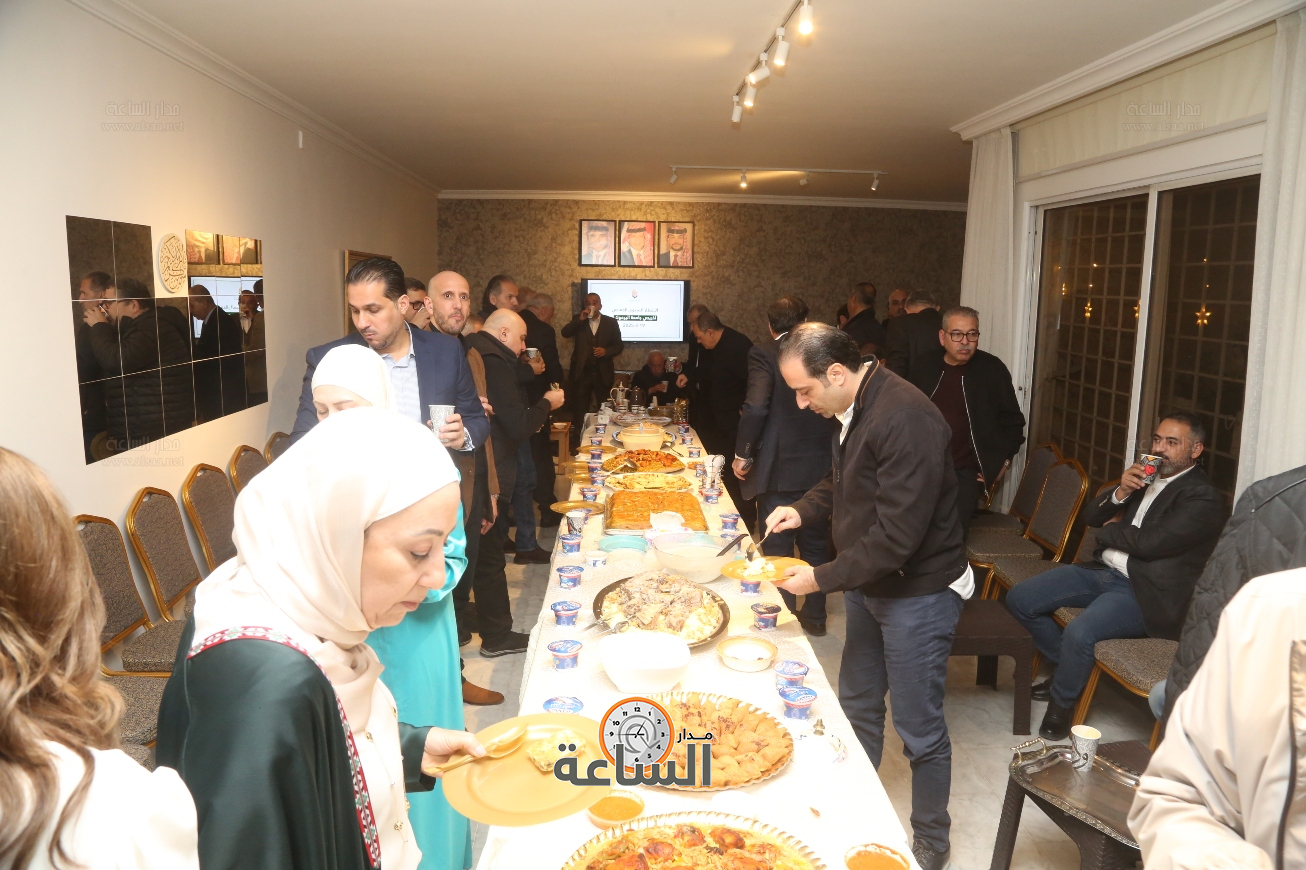 Madar Al-Saa Images 0.14532631495412507