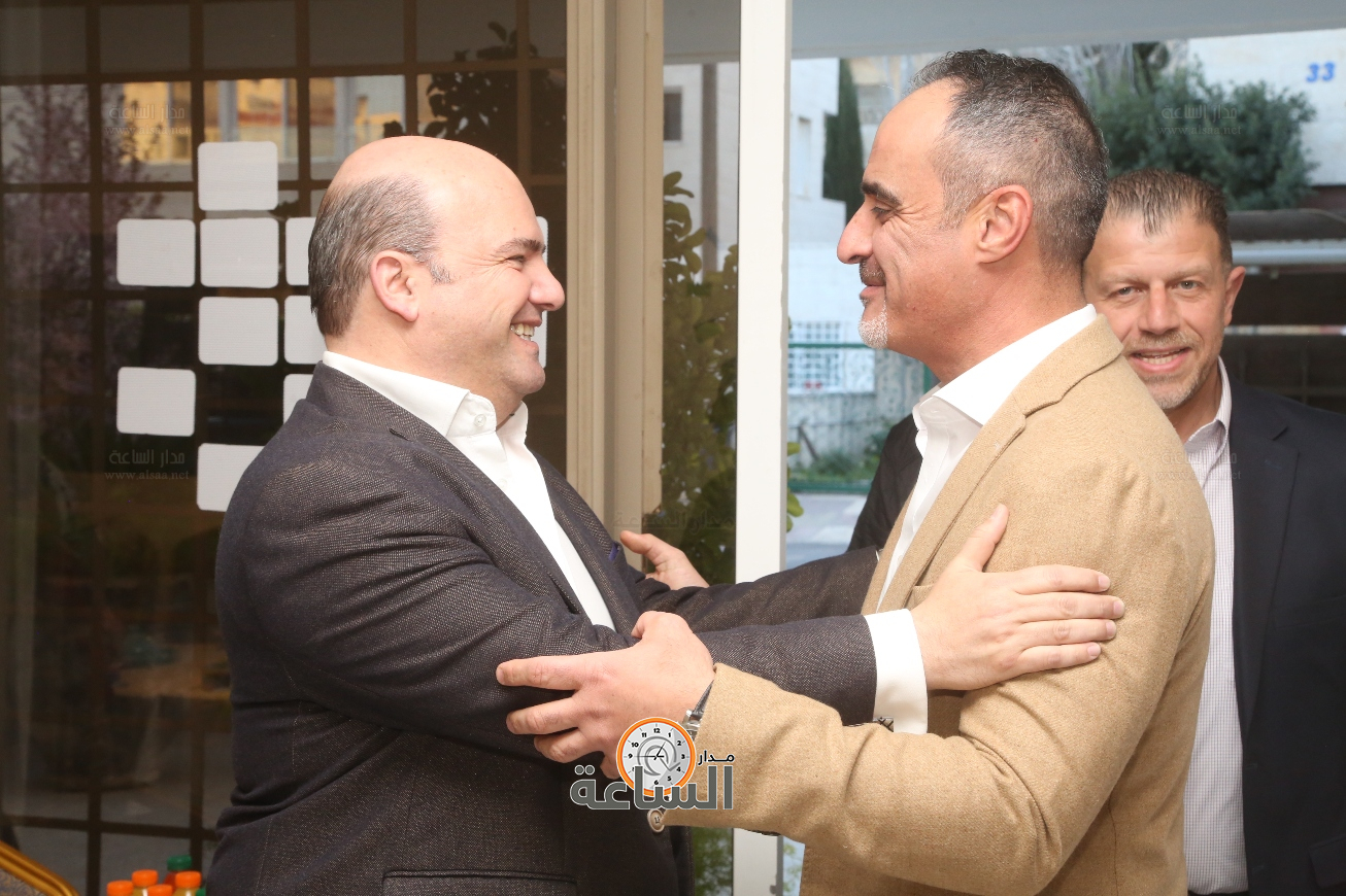 Madar Al-Saa Images 0.80471209501351