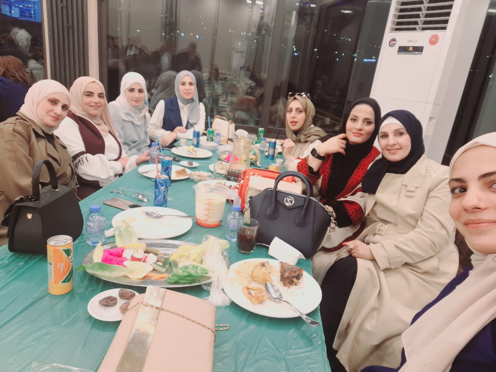 Madar Al-Saa Images 0.7009105154318278