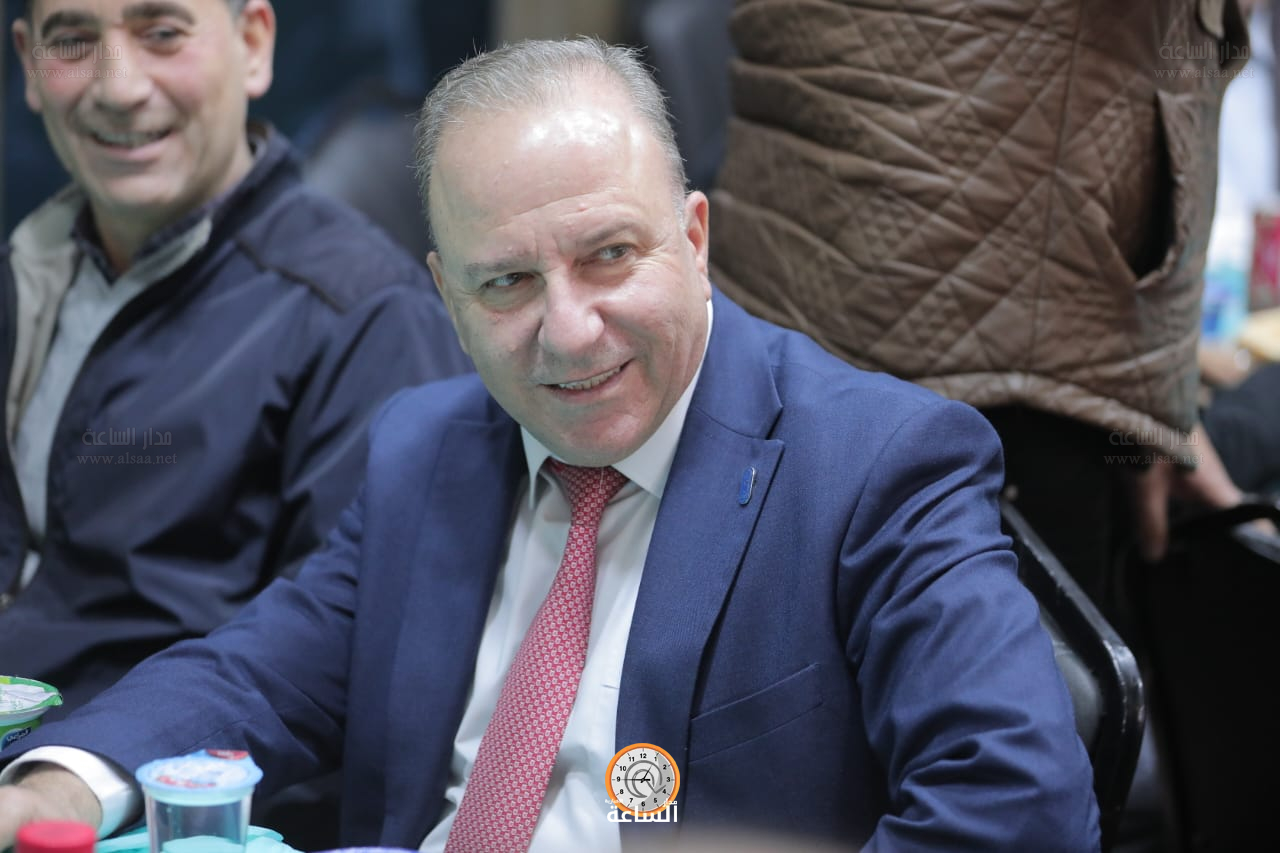 Madar Al-Saa Images 0.04856635403843179