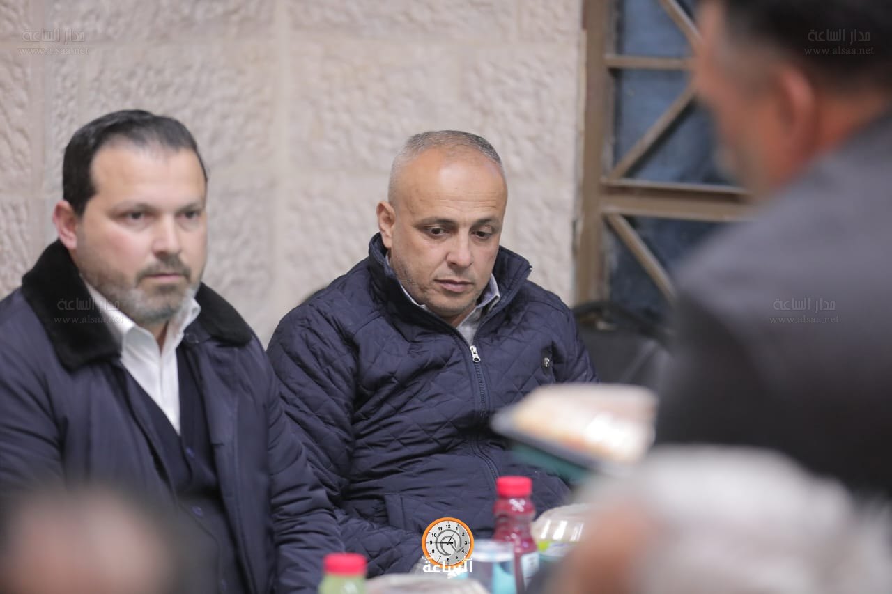 Madar Al-Saa Images 0.48335735474766883