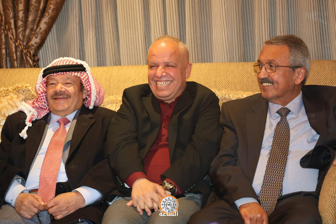 Madar Al-Saa Images 0.5182087421649768