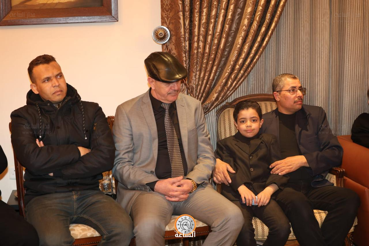 Madar Al-Saa Images 0.0528825371259567