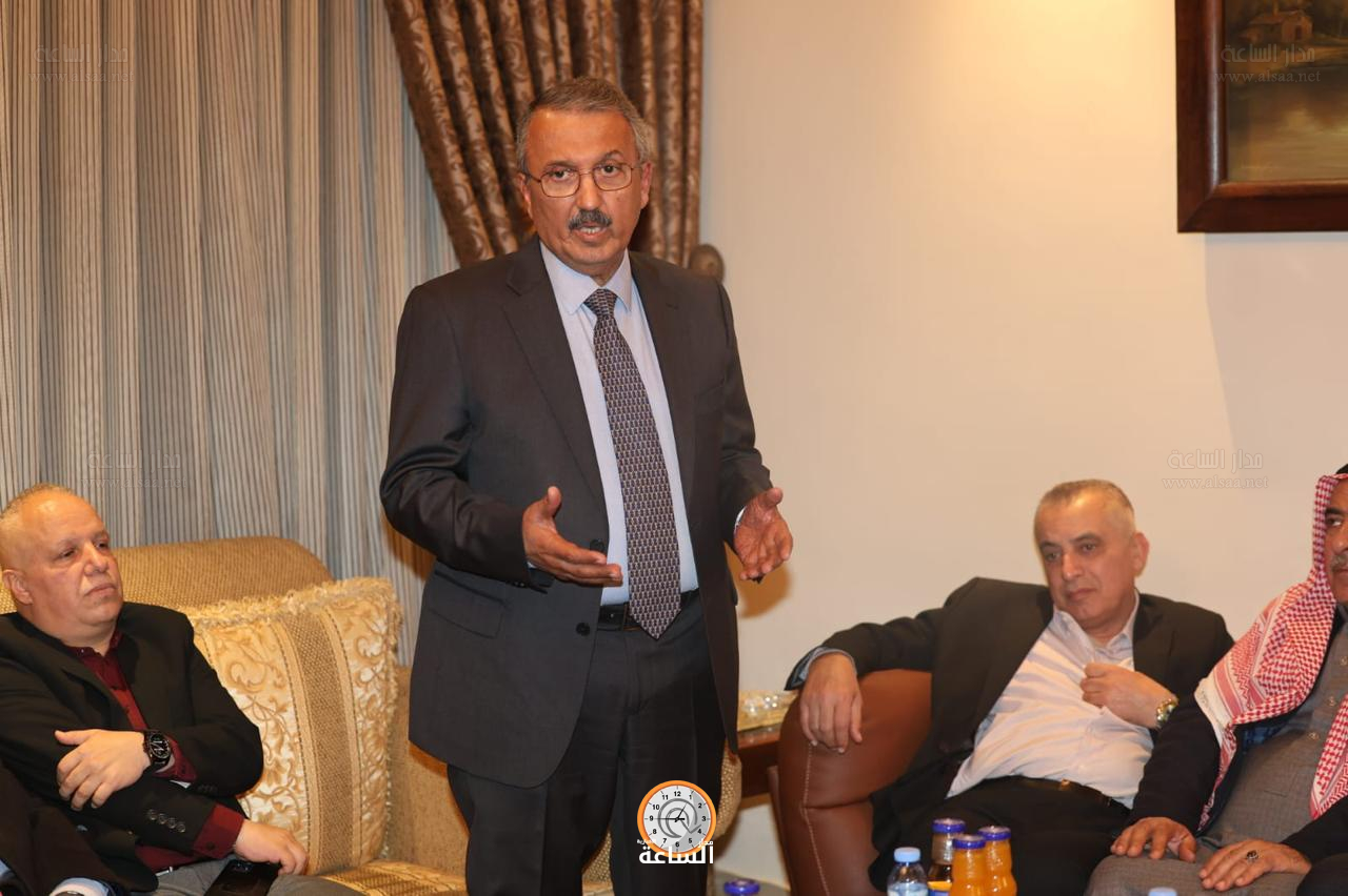 Madar Al-Saa Images 0.6694119754299035