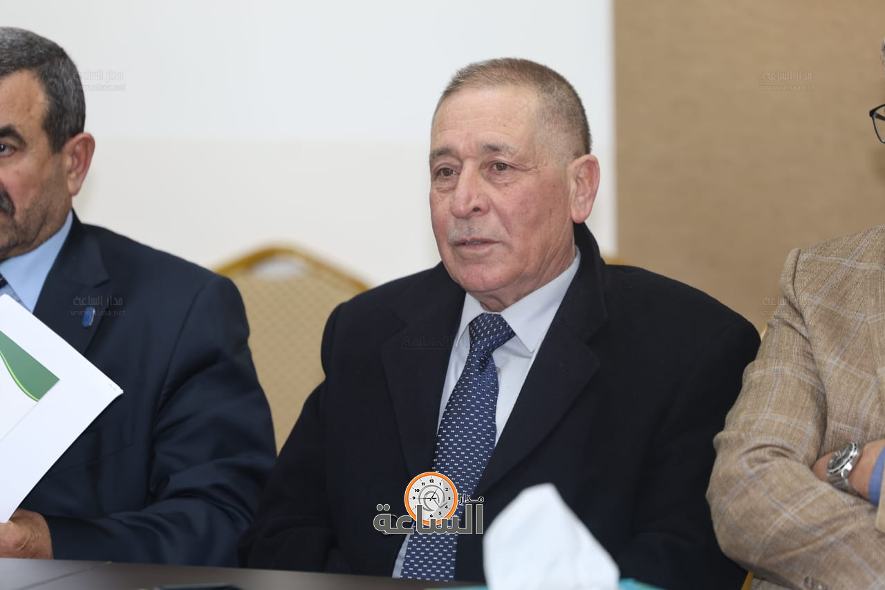 Madar Al-Saa Images 0.1077075791814397