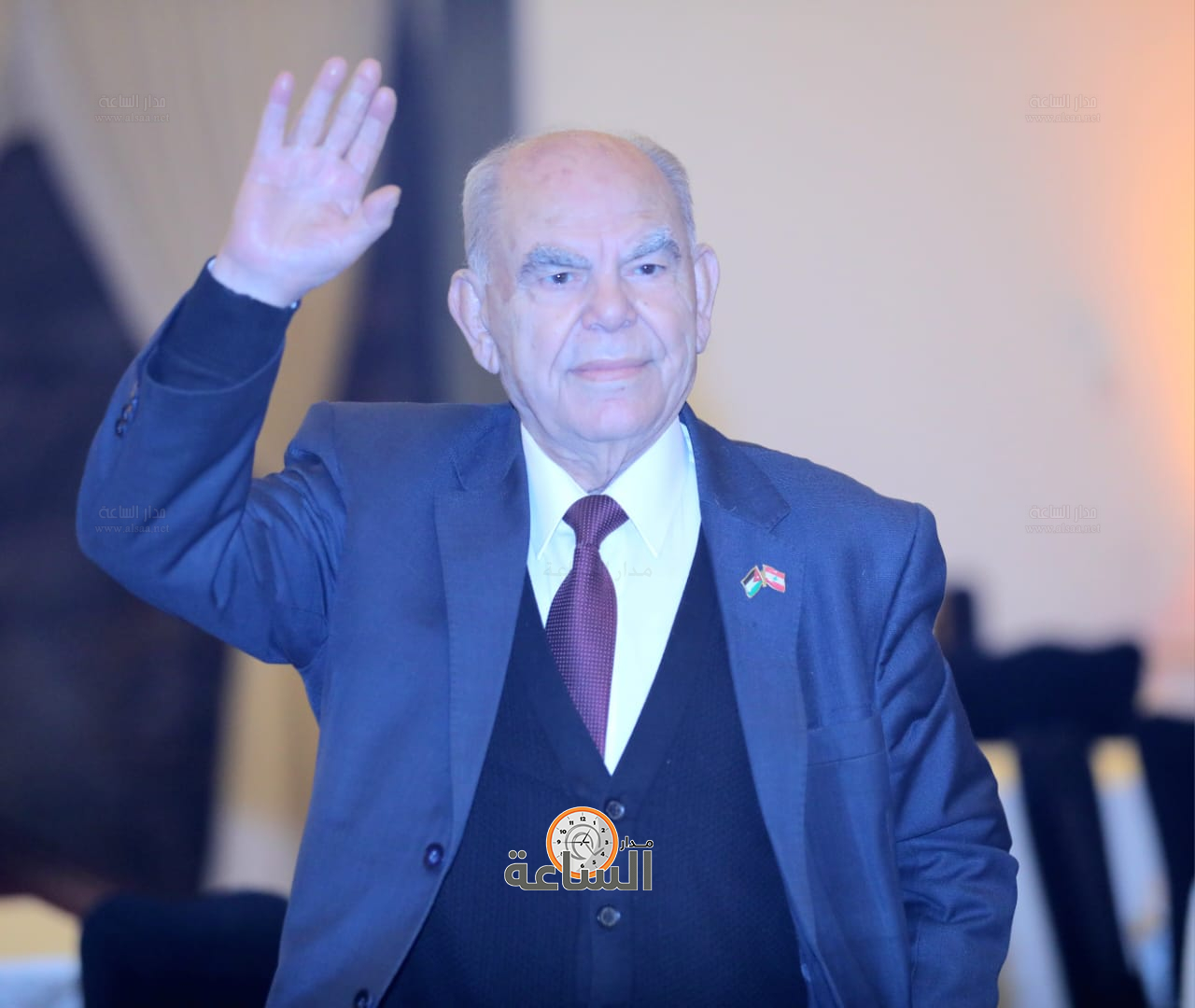 Madar Al-Saa Images 0.41684758862265503