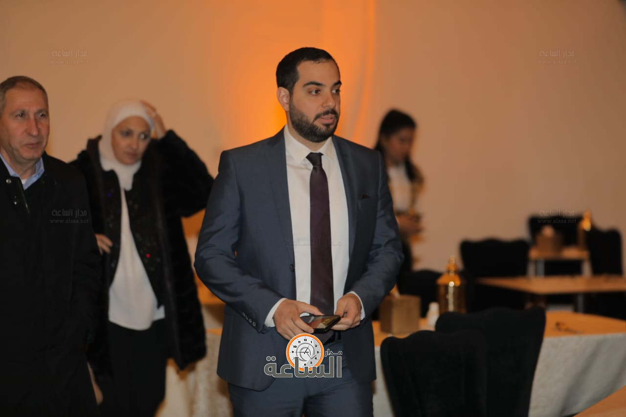 Madar Al-Saa Images 0.525534570703442