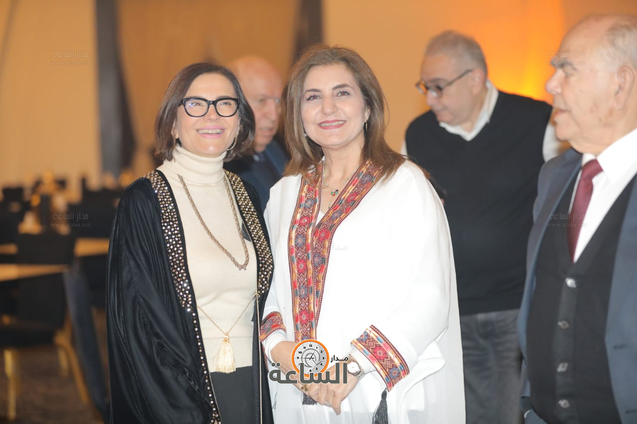 Madar Al-Saa Images 0.46256928352056903