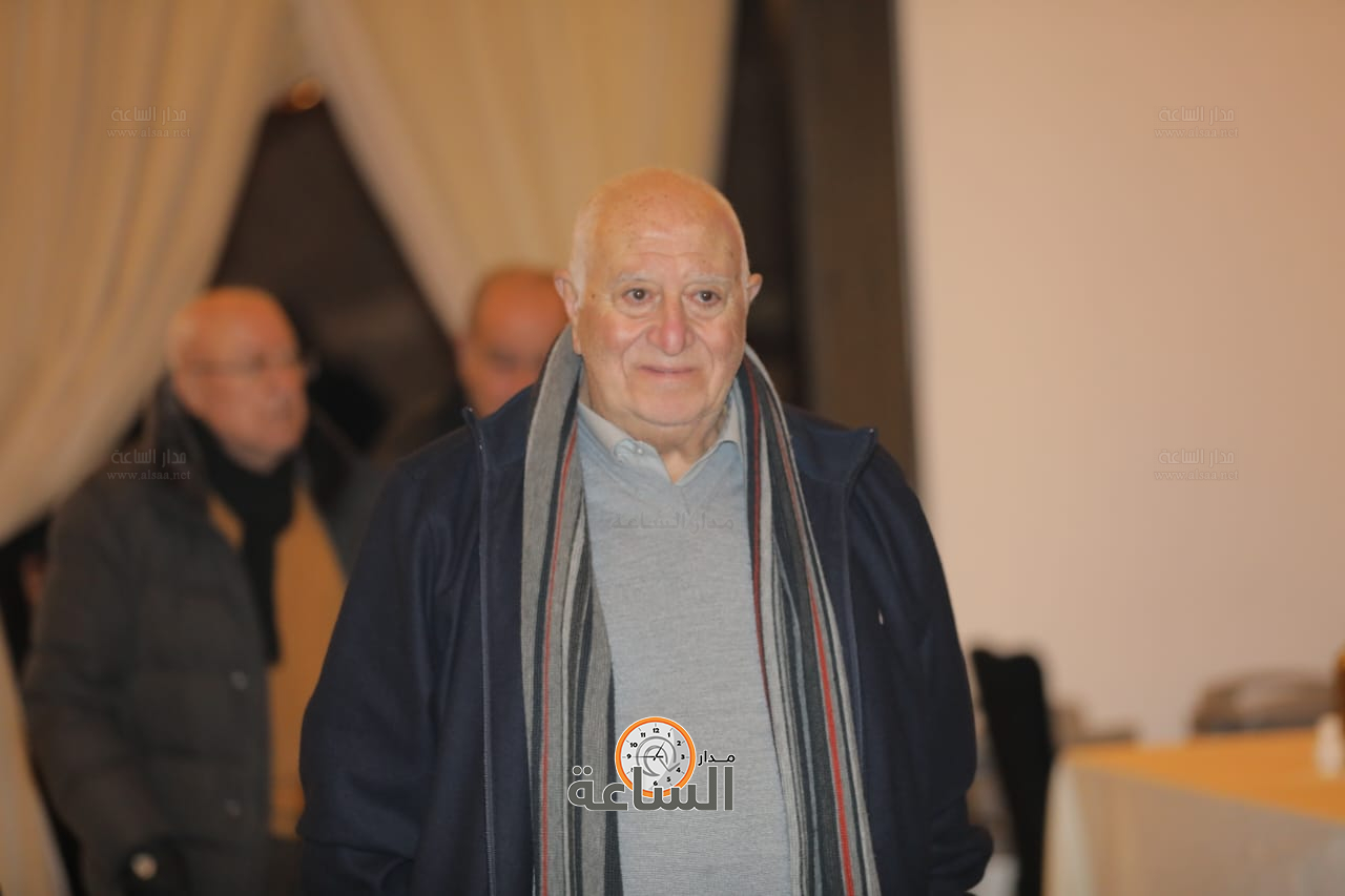 Madar Al-Saa Images 0.726146288260102