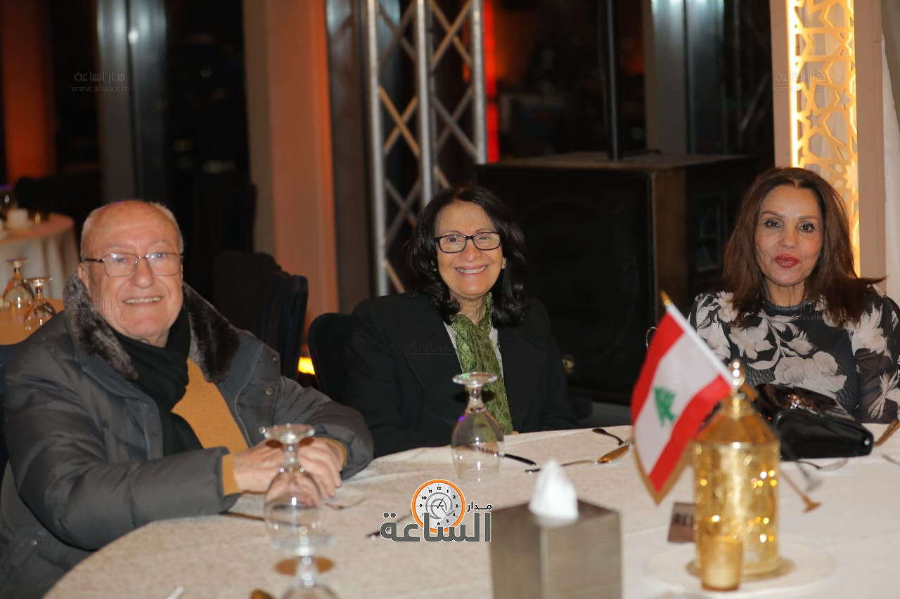 Madar Al-Saa Images 0.6938610408430927