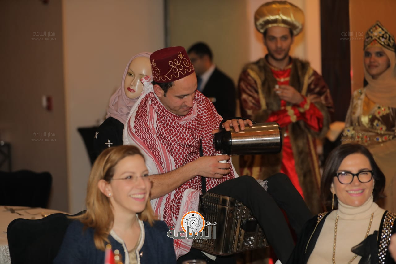 Madar Al-Saa Images 0.9294892273680215