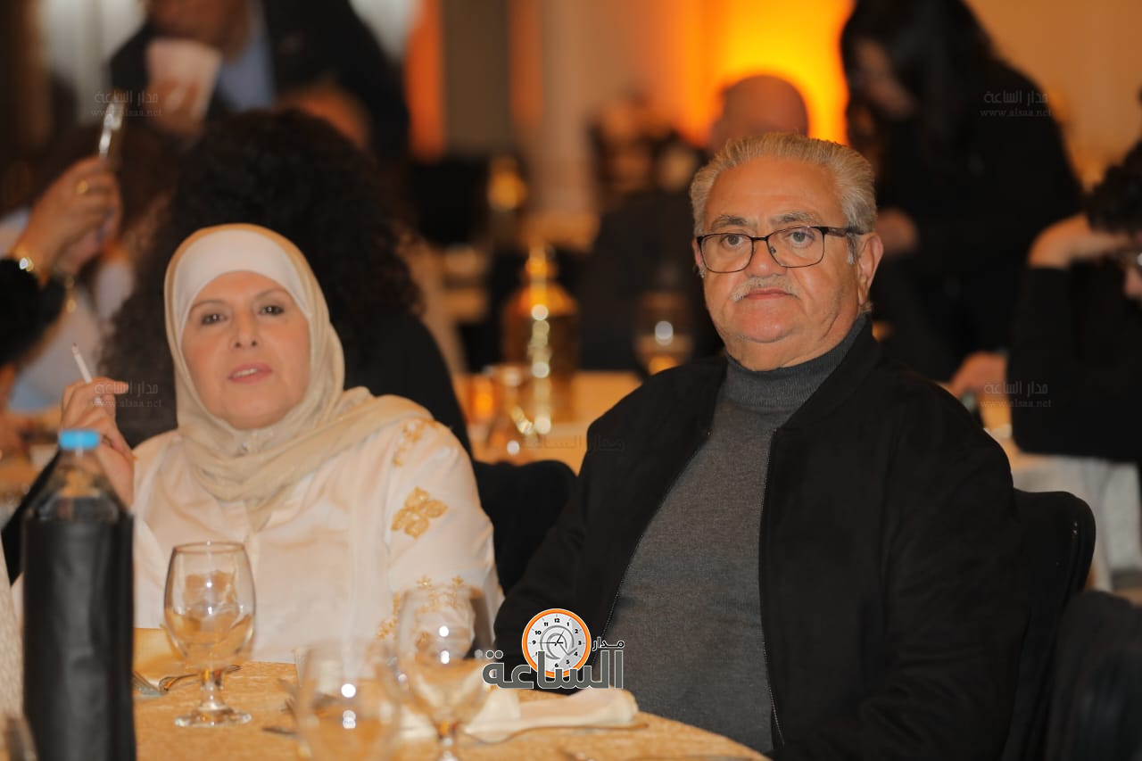 Madar Al-Saa Images 0.1279850379939944