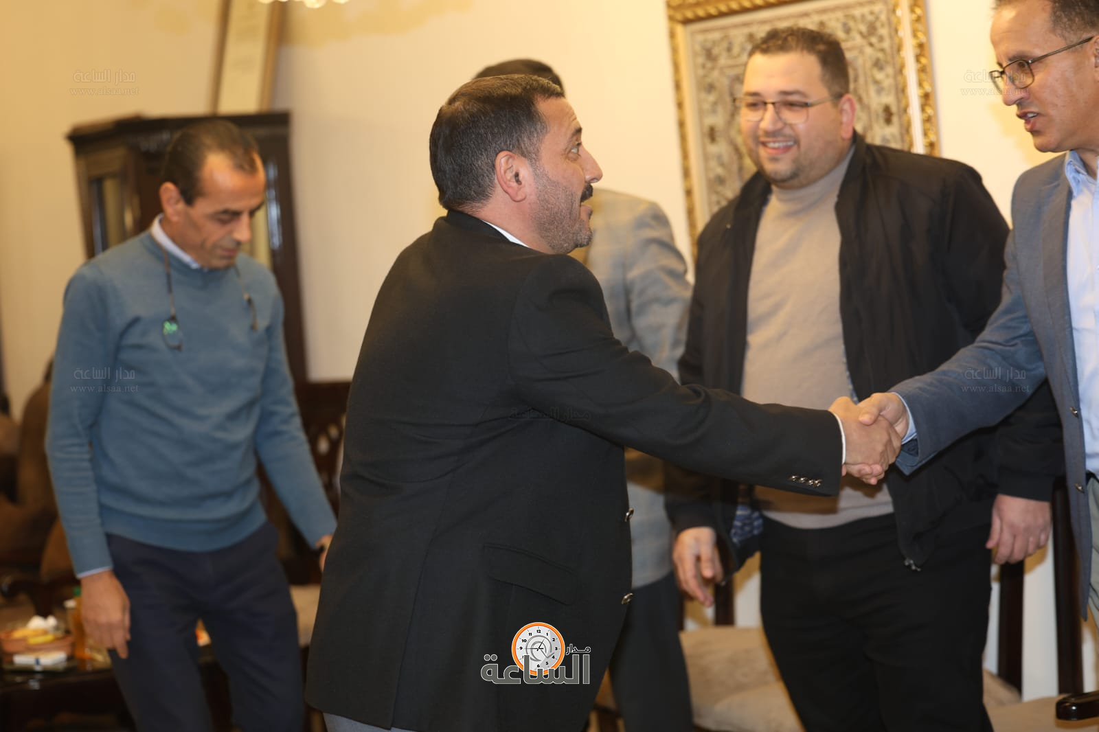 Madar Al-Saa Images 0.2730679435374619