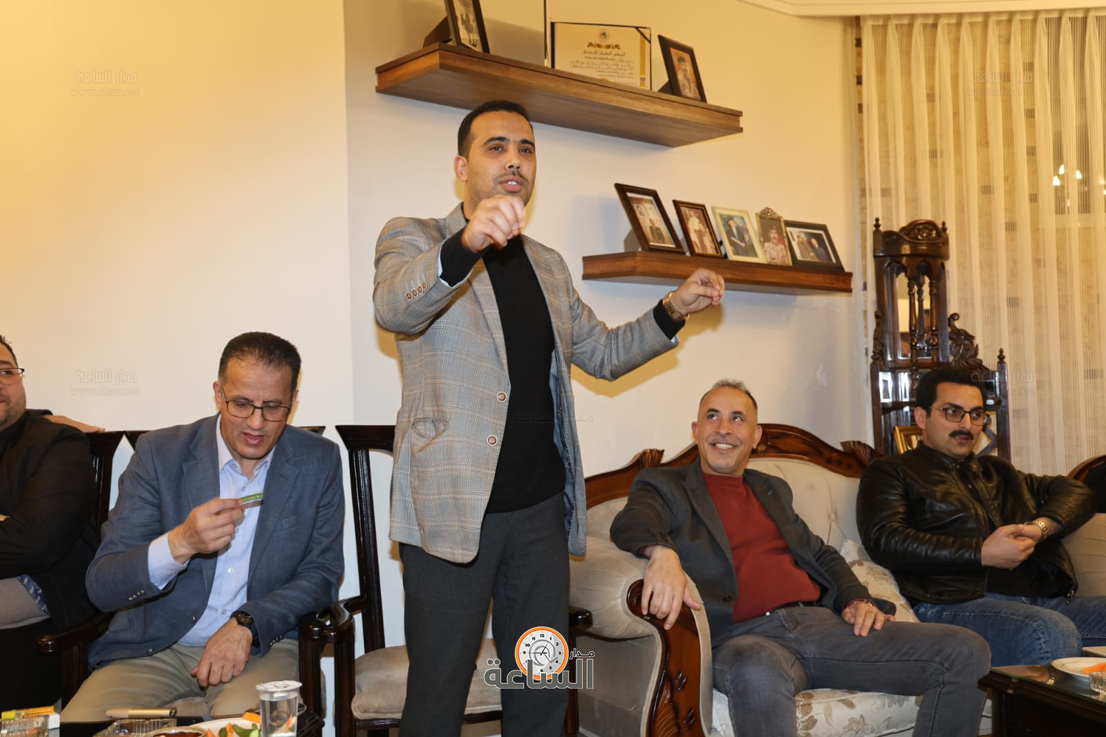 Madar Al-Saa Images 0.06499613567762785