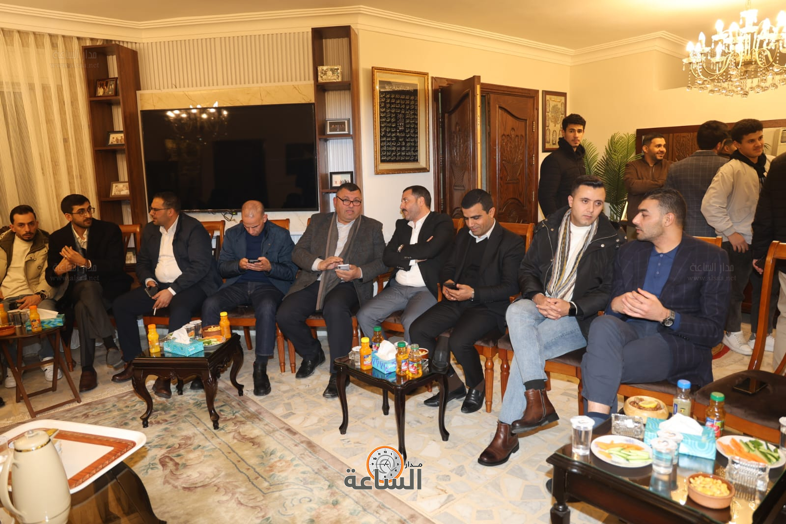 Madar Al-Saa Images 0.6625647040501217