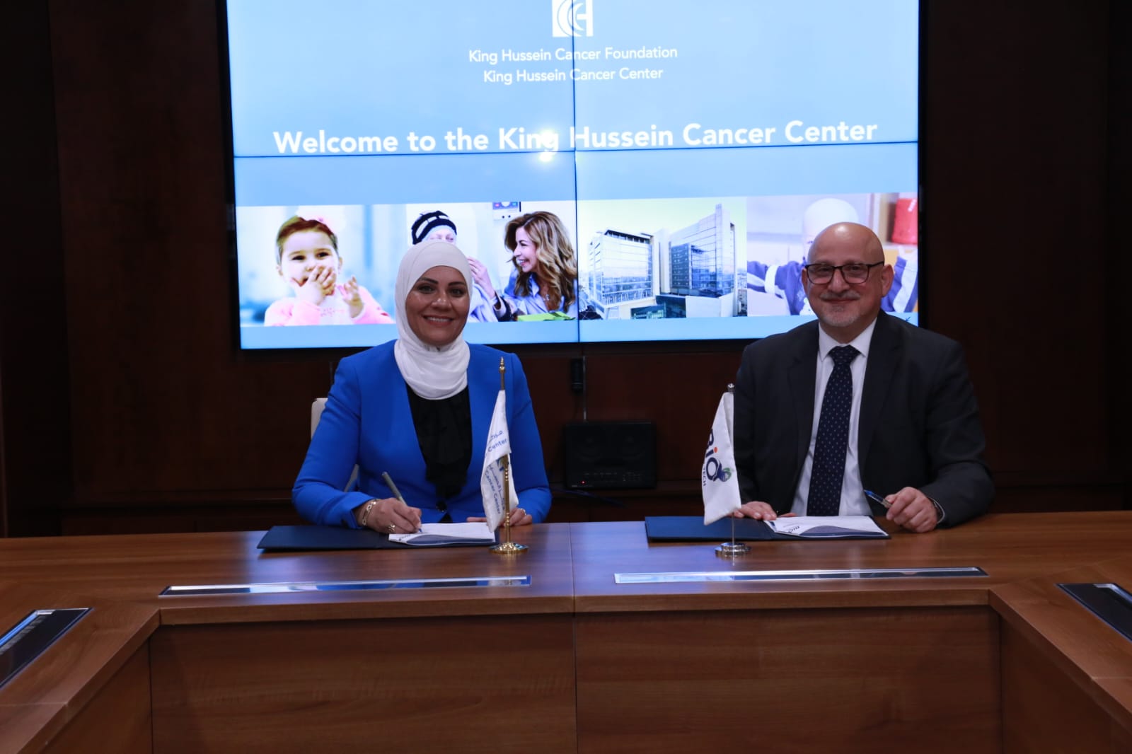 Madar Al-Saa Images 0.9550185797566697