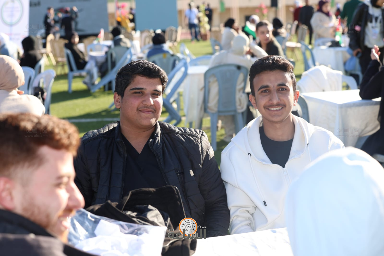 Madar Al-Saa Images 0.3426722390496211