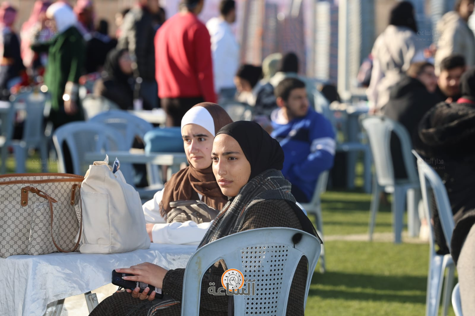 Madar Al-Saa Images 0.8781447831825335