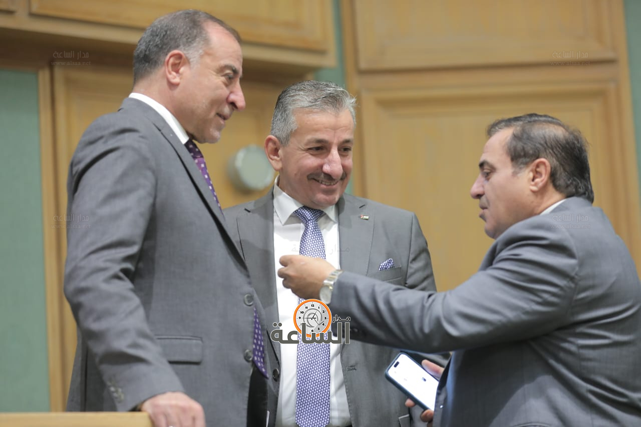 Madar Al-Saa Images 0.4898356010895122