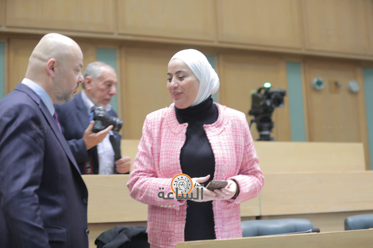 Madar Al-Saa Images 0.3173167412869866