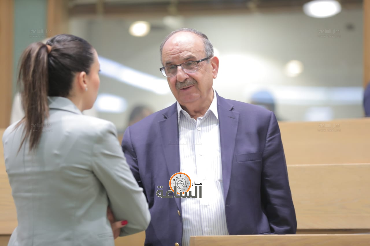 Madar Al-Saa Images 0.5001118447615287