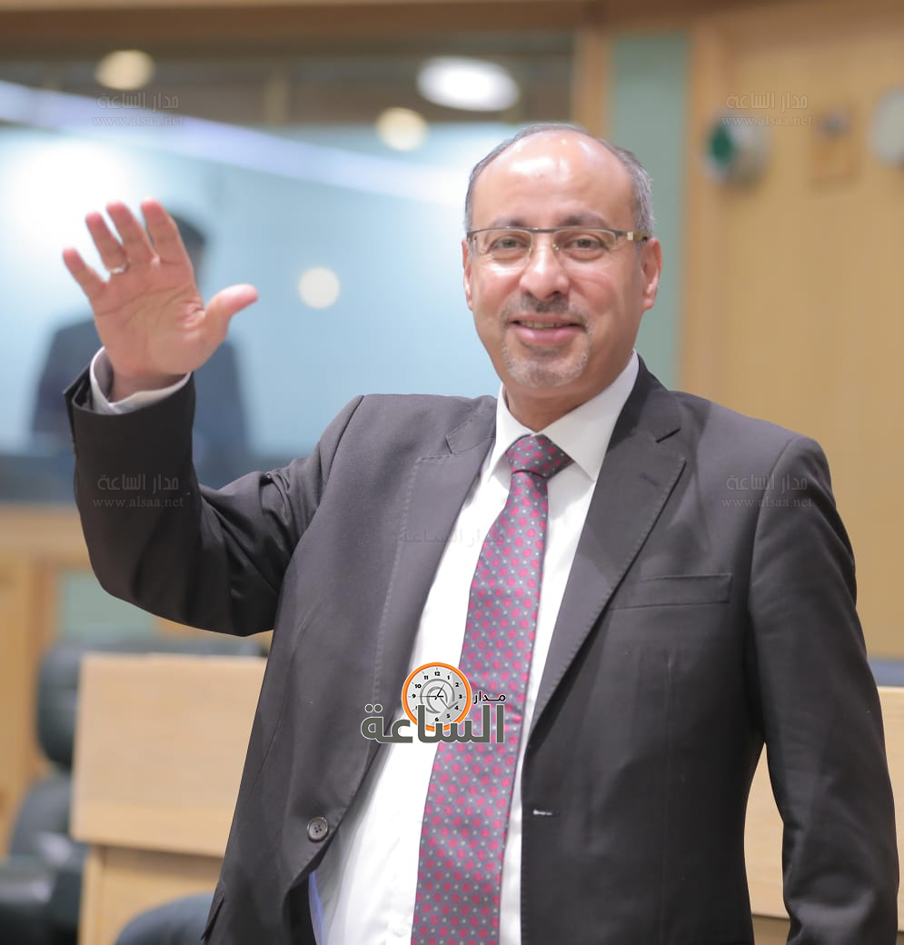 Madar Al-Saa Images 0.9481304549549954