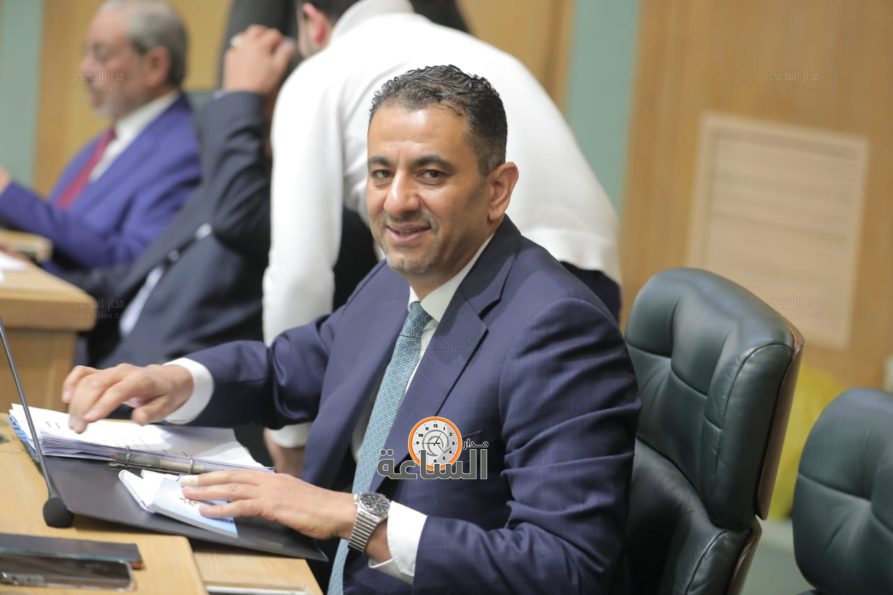 Madar Al-Saa Images 0.8421490559011982