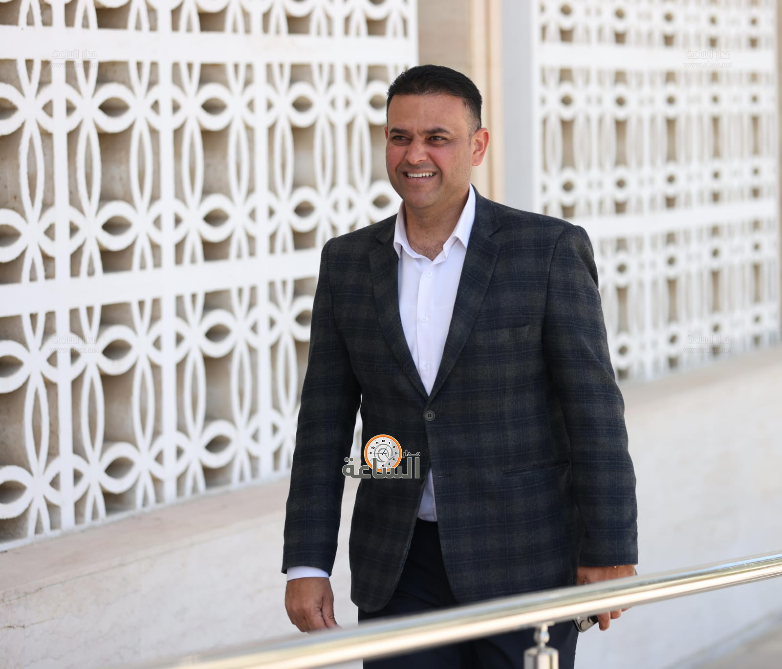 Madar Al-Saa Images 0.04009535593143432