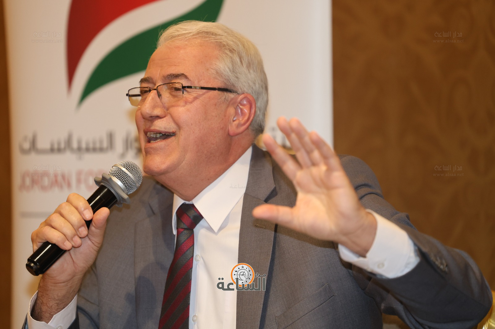 Madar Al-Saa Images 0.5947817004233922