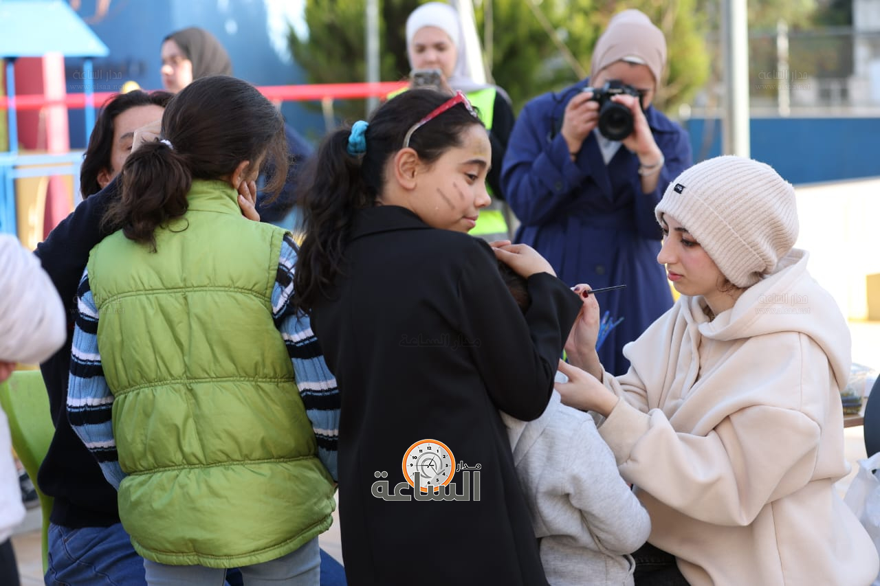 Madar Al-Saa Images 0.35203602337910933