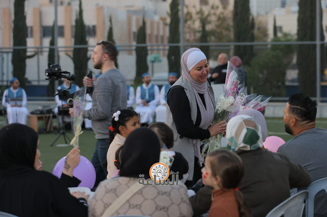 Madar Al-Saa Images 0.1143374943254667