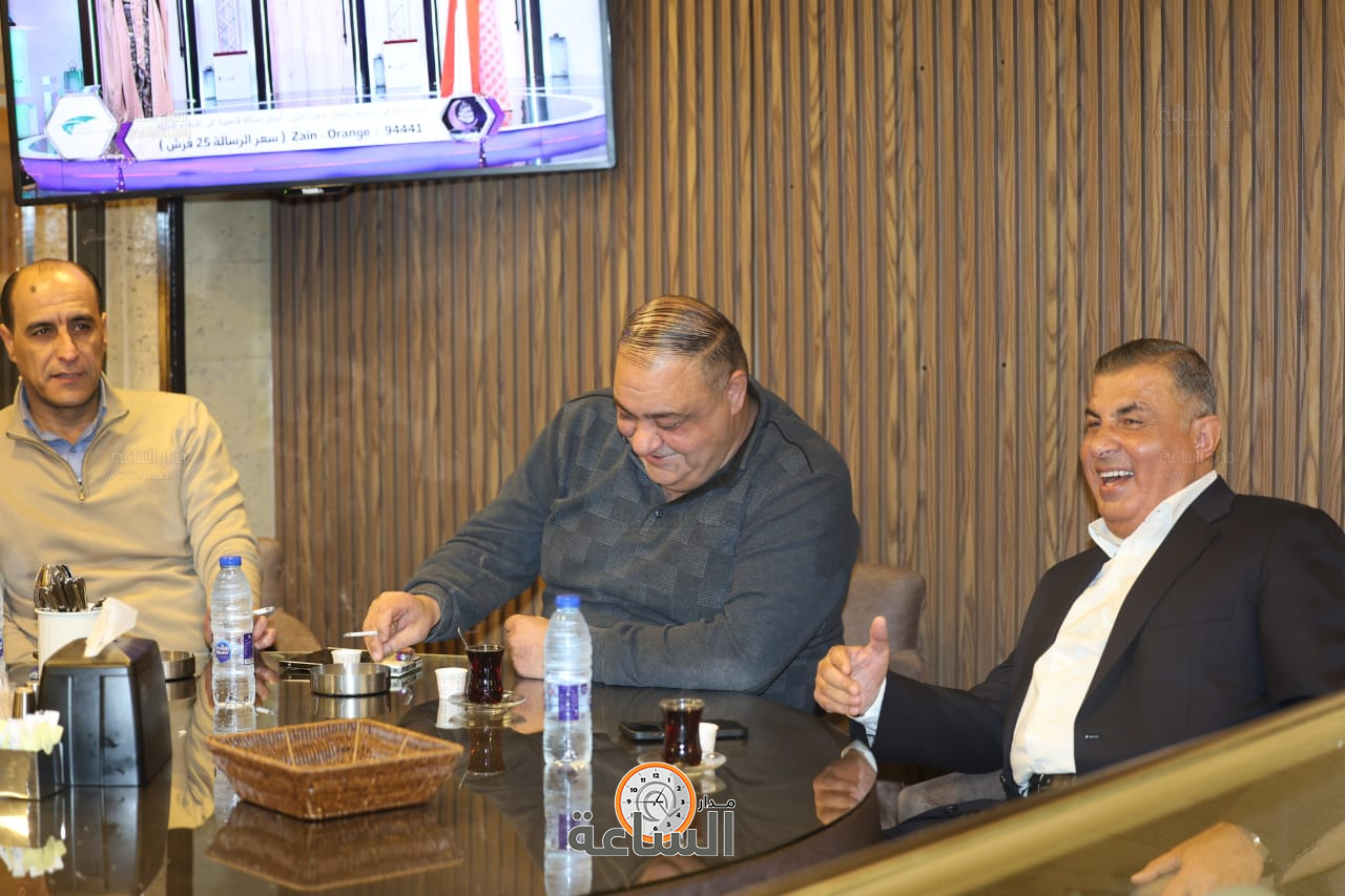 Madar Al-Saa Images 0.43794711551833454