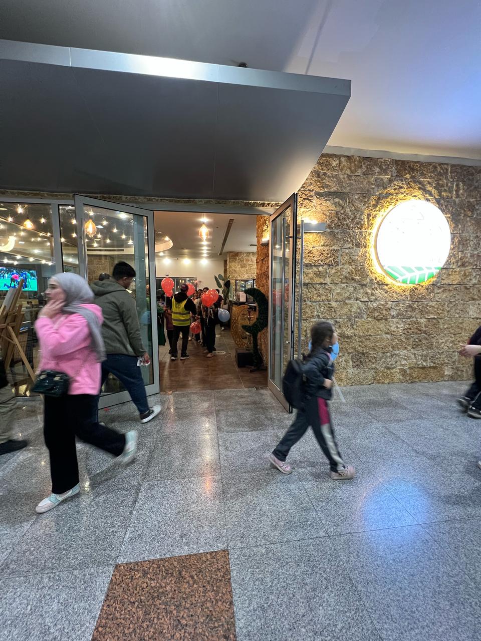 Madar Al-Saa Images 0.9466766652438026