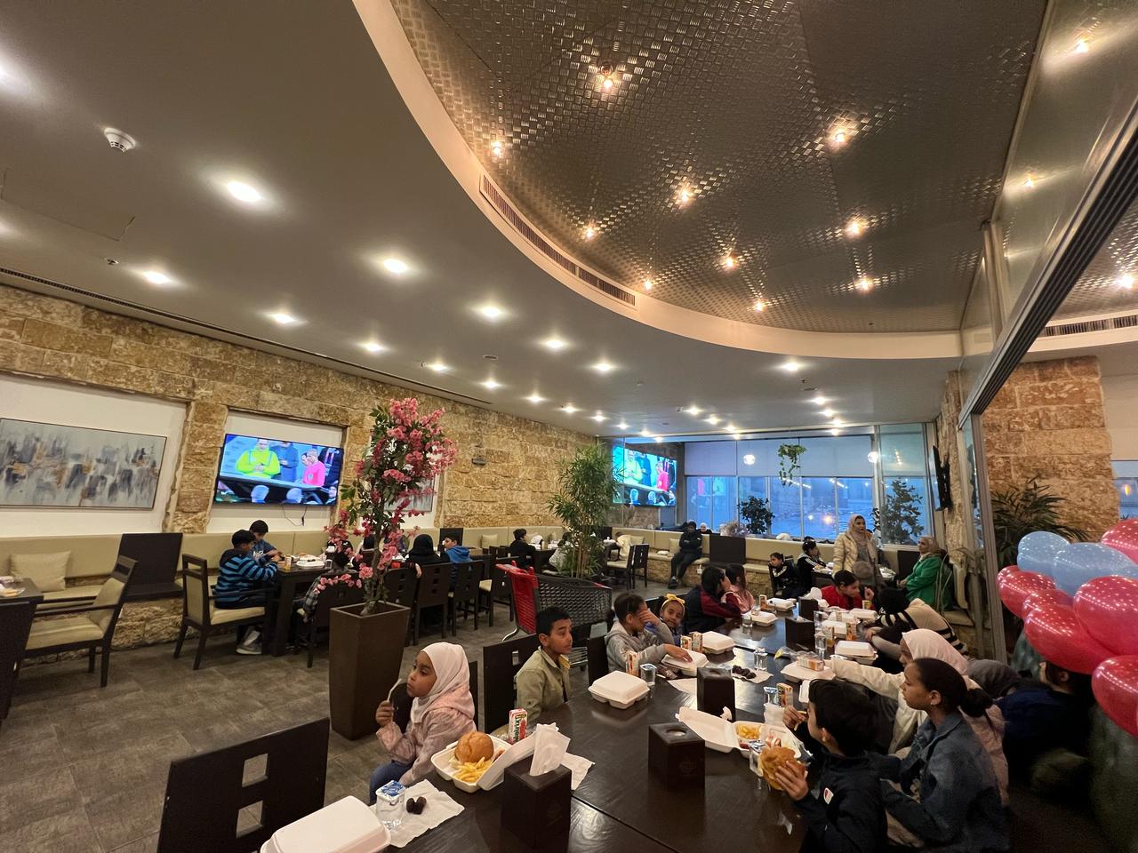 Madar Al-Saa Images 0.48321579207935383