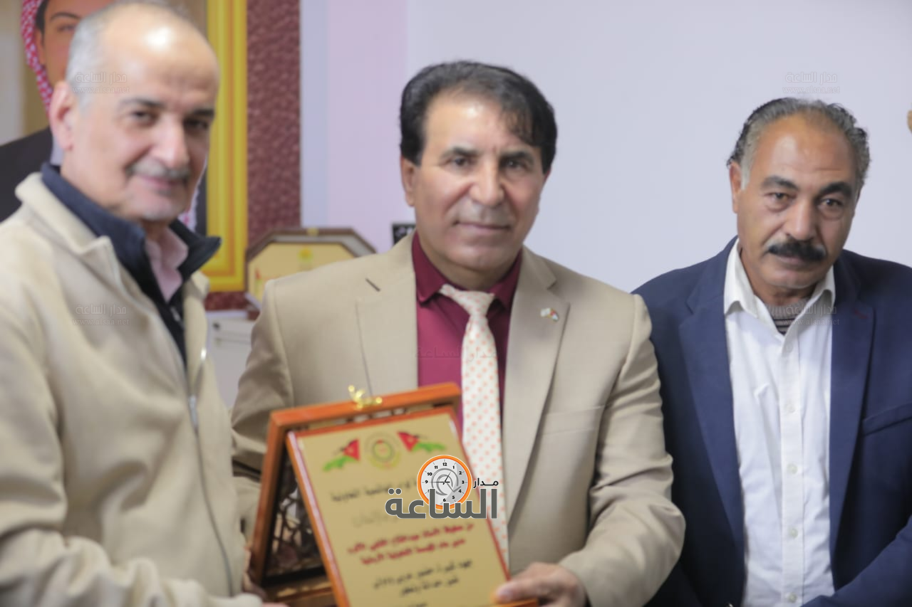 Madar Al-Saa Images 0.06099526037958225