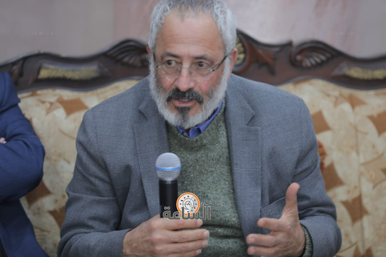 Madar Al-Saa Images 0.5234184077337865