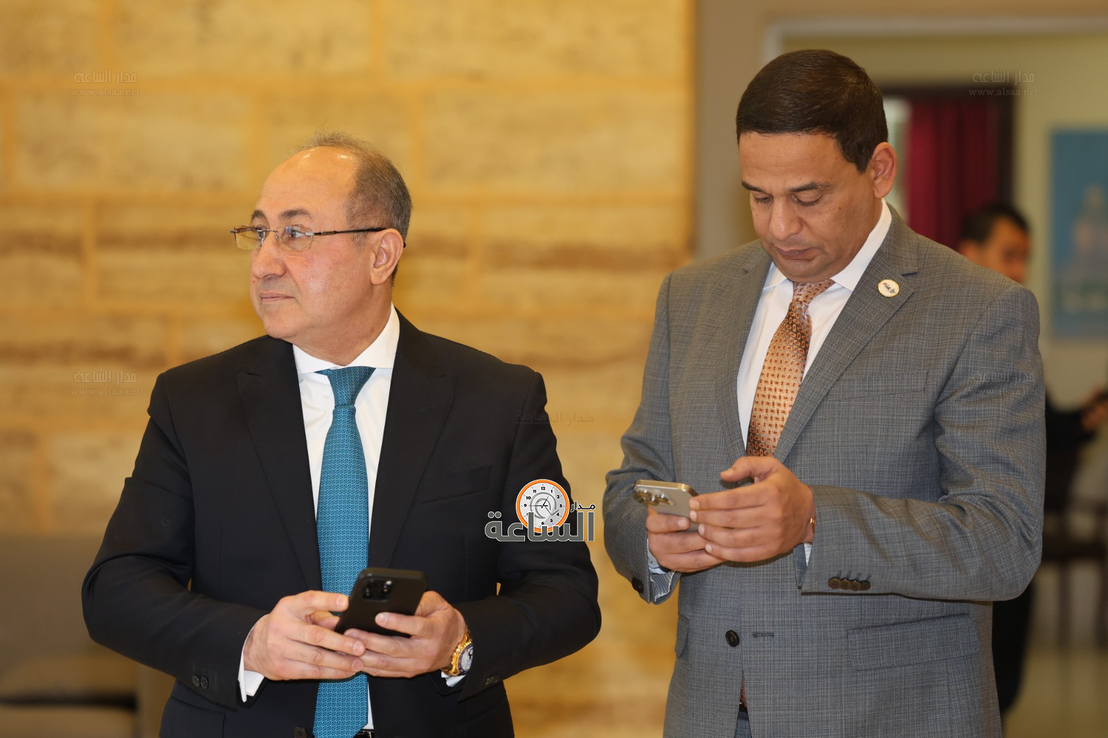 Madar Al-Saa Images 0.026595734245712155