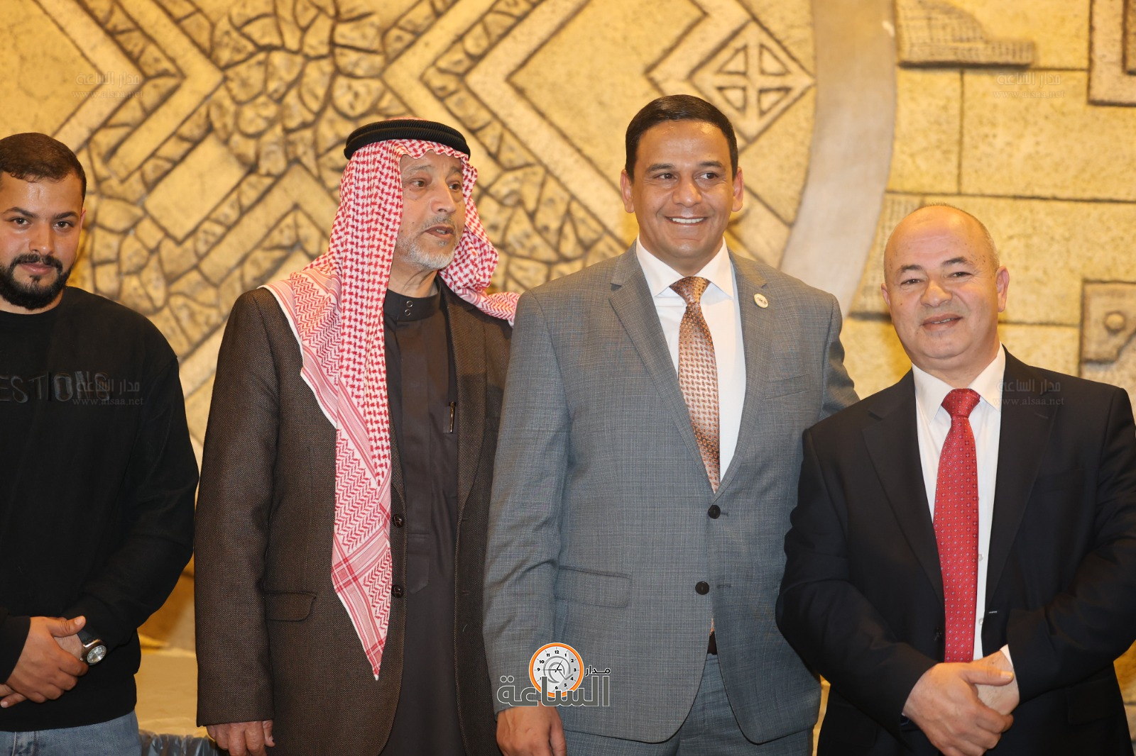 Madar Al-Saa Images 0.4716447819814593