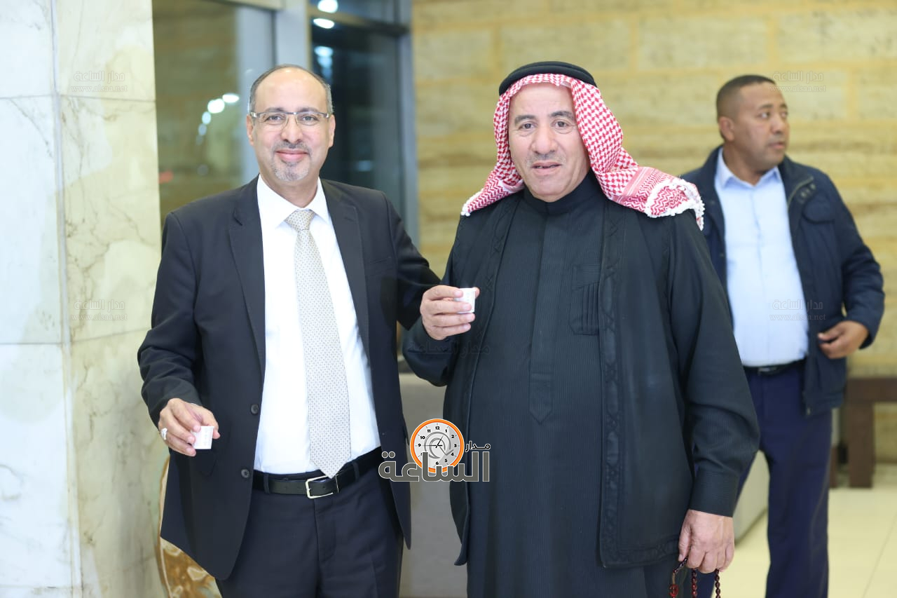 Madar Al-Saa Images 0.4524009849227393