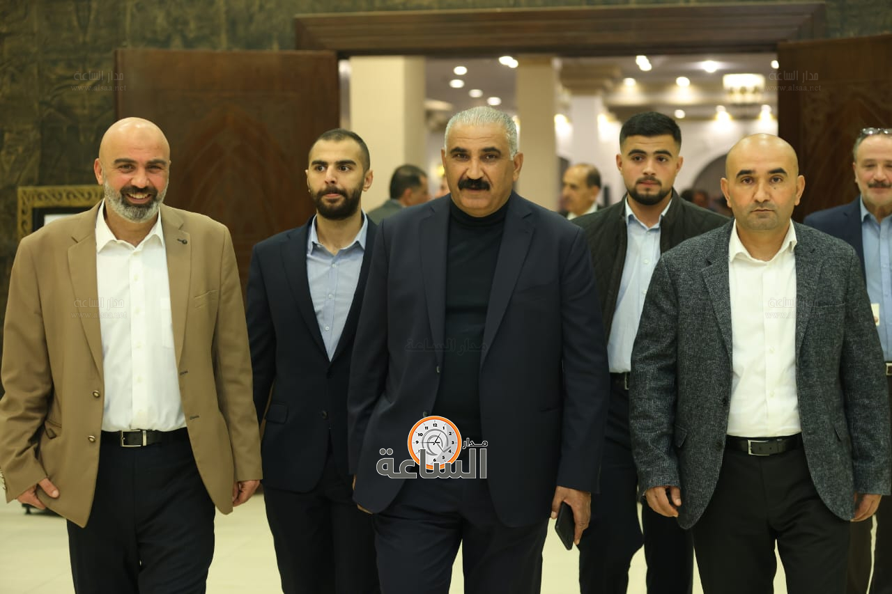 Madar Al-Saa Images 0.3739195293917448